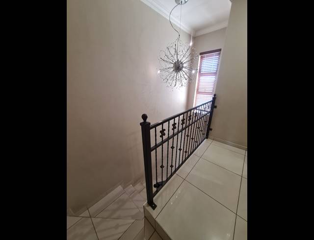 3 BEDROOM HOUSE FOR SALE IN VANDERBIJLPARK SE 8